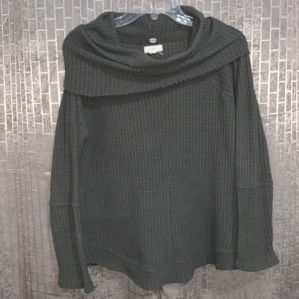 Cupio Sweater